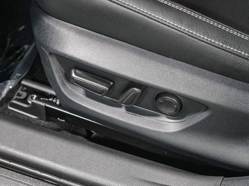 Used 2026 Toyota Camry SE image 25