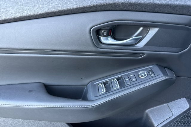 Used 2025 Honda Accord Sport image 13