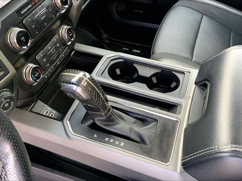 Certified 2019 Ford F150 Raptor w/ Equipment Group 802A Luxury image 16