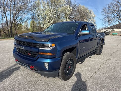 Used 2018 Chevrolet Silverado 1500 LT w/ All Star Edition image 1