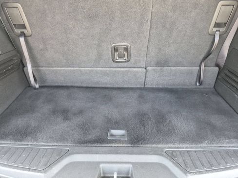 Used 2015 GMC Acadia SLT w/ Open Road Package FWD image 34