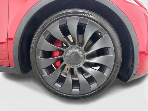 Used 2023 Tesla Model Y Long Range AWD/4WD image 49