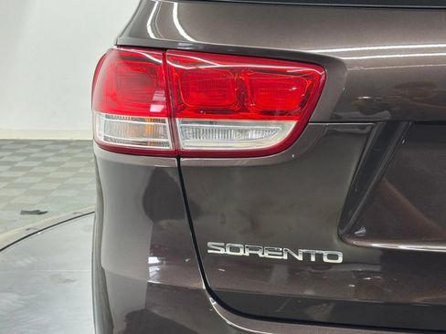 Used 2017 Kia Sorento EX w/ EX V6 Premium Package FWD image 13
