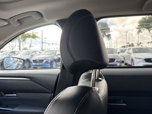 Used 2025 MAZDA CX-50 AWD 2.5 S w/ Cargo Package image 17