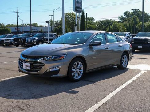 Used 2025 Chevrolet Malibu LT image 6