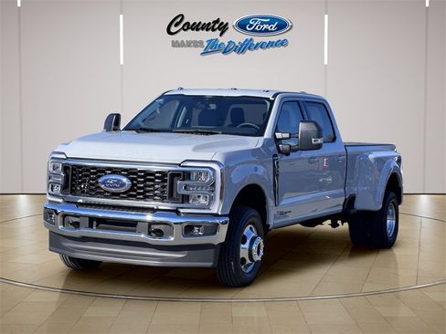 New 2026 Ford F350 XLT w/ XLT Premium Package image 2