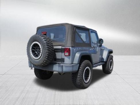 Used 2016 Jeep Wrangler Sport AWD/4WD image 3