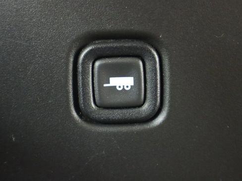 Used 2020 GMC Savana 2500 w/ Driver Convenience Package image 25