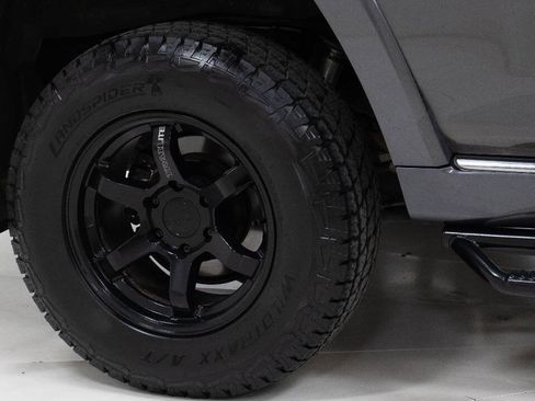 Used 2011 Toyota 4Runner Limited AWD/4WD image 81