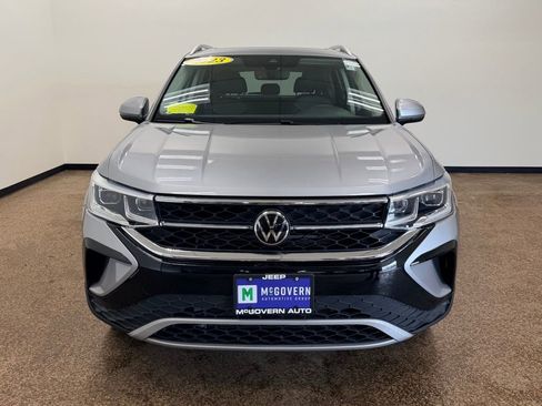 Used 2023 Volkswagen Taos SEL AWD/4WD image 10