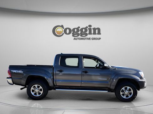 Used 2012 Toyota Tacoma PreRunner image 6