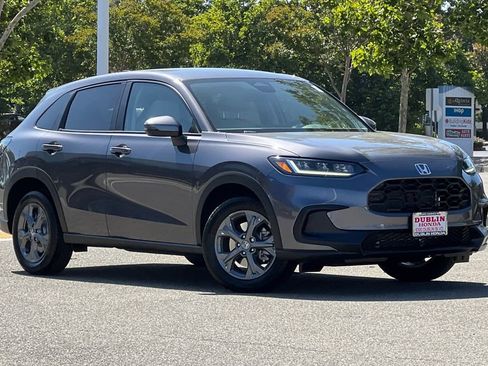 New 2026 Honda HR-V LX image 2