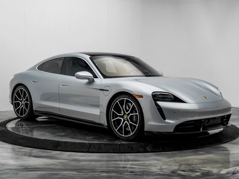 Used 2023 Porsche Taycan Turbo S w/ Premium Package image 19