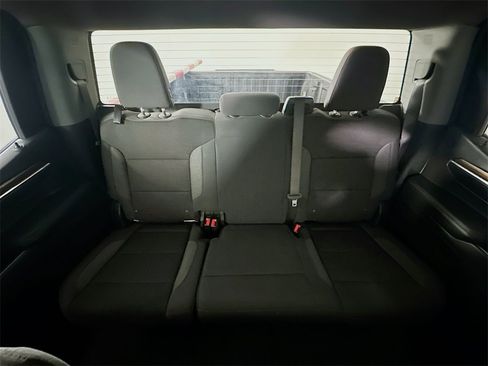 Used 2024 Chevrolet Silverado 1500 LT Trail Boss w/ Protection Package image 13