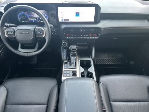 Used 2025 Toyota Land Cruiser image 3