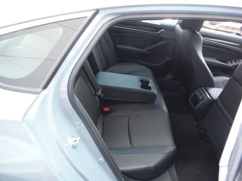Used 2022 Honda Accord Sport image 30