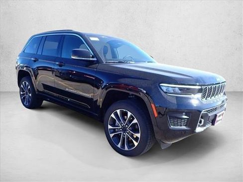 New 2025 Jeep Grand Cherokee Overland w/ Trailer Tow Package image 6