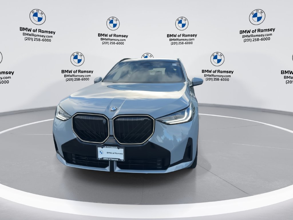 Used 2026 BMW X3 xDrive30i w/ Premium Package AWD/4WD image 3