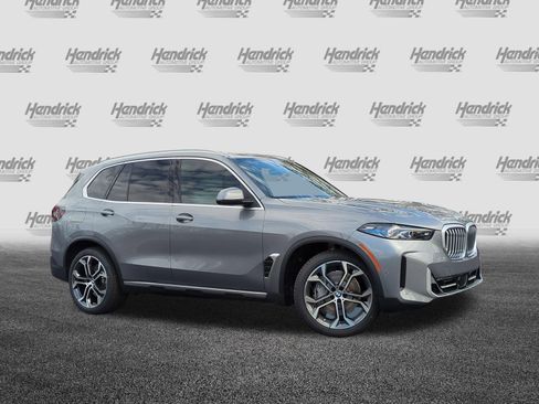 New 2026 BMW X5 xDrive50e AWD/4WD image 2