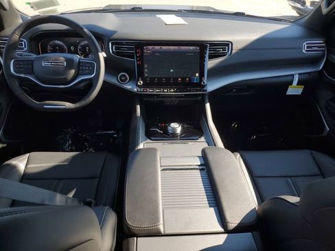 New 2026 Jeep Grand Wagoneer Limited image 18