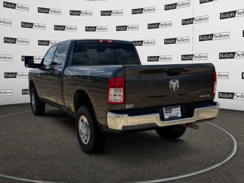 Used 2024 RAM 2500 Tradesman w/ Chrome Appearance Group AWD/4WD image 4