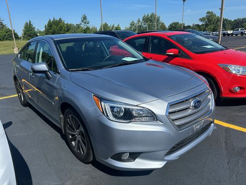 Used 2015 Subaru Legacy 2.5i Limited AWD/4WD image 1
