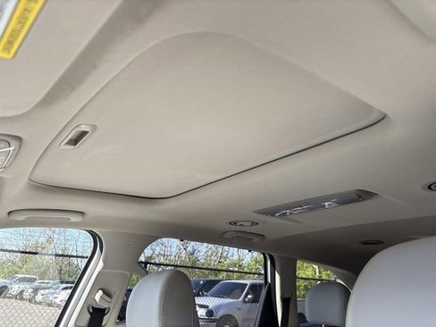 Used 2022 Kia Telluride EX image 28