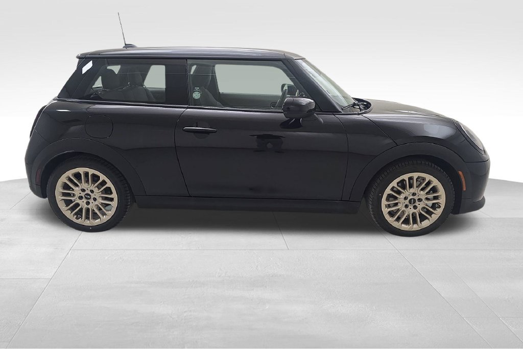 New 2027 MINI Cooper 2-Door Hardtop FWD image 11