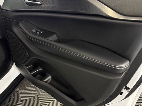 Used 2025 Jeep Grand Cherokee Altitude image 34