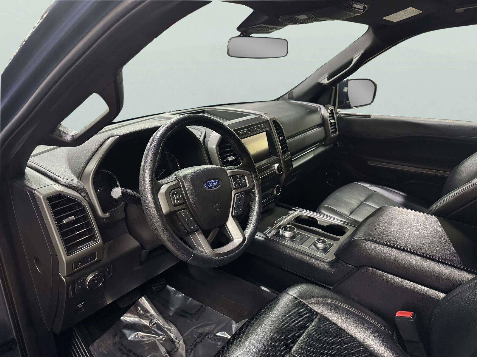 Used 2020 Ford Expedition Max XLT w/ Equipment Group 202A AWD/4WD image 10