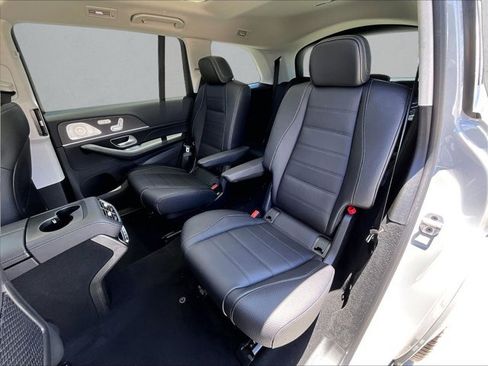 New 2026 Mercedes-Benz GLS 450 4MATIC image 12