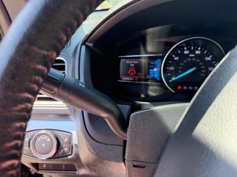 Used 2018 Ford Explorer Limited image 23