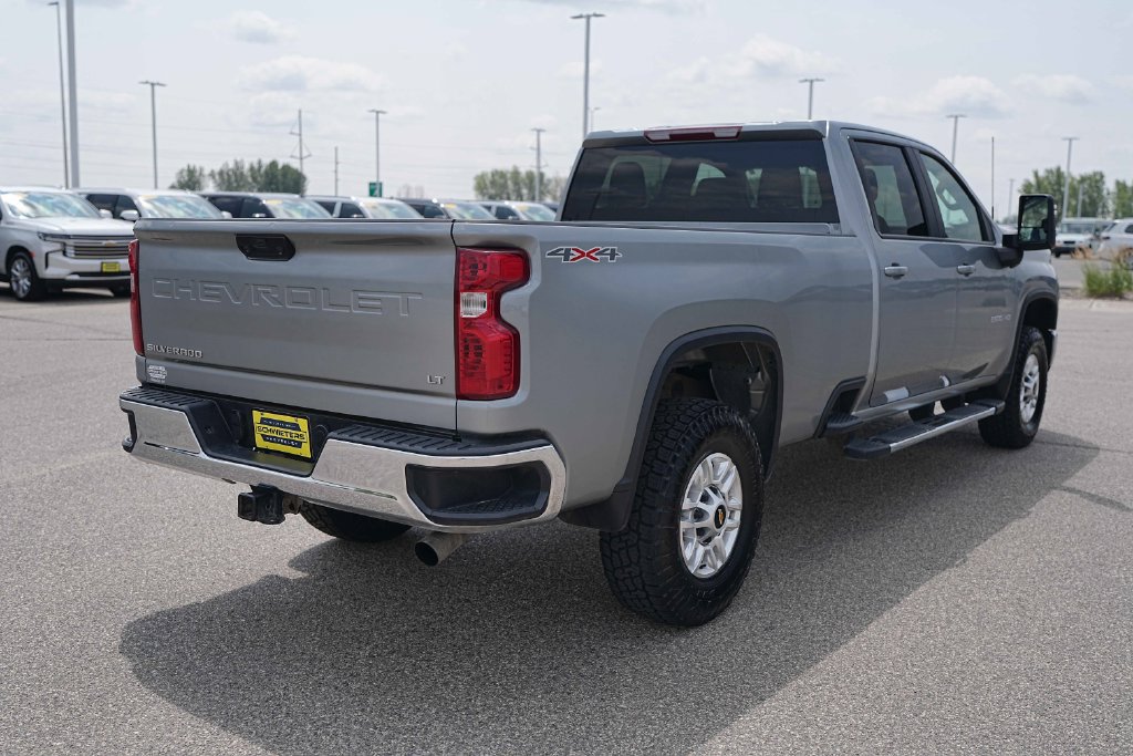 Used 2025 Chevrolet Silverado 2500 LT w/ Convenience Package AWD/4WD image 7