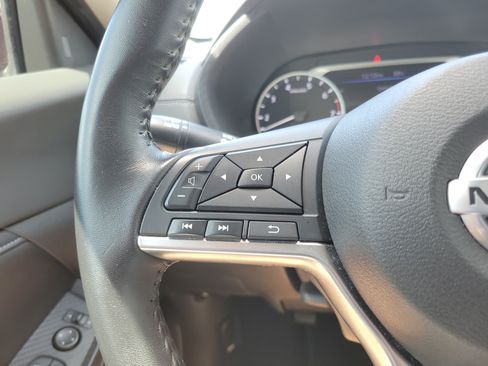 Used 2020 Nissan Sentra SV w/ Electronics Package FWD image 23