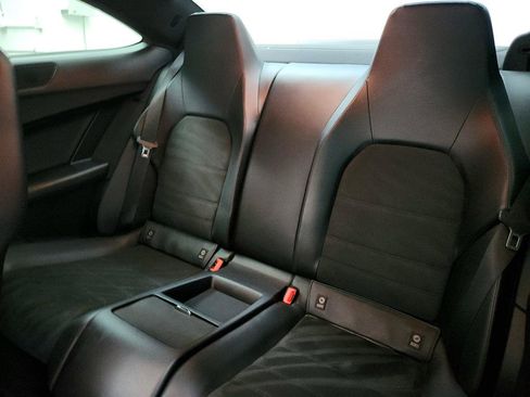 Used 2012 Mercedes-Benz C 63 AMG Coupe image 23