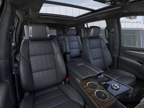 New 2026 Cadillac Escalade Platinum Sport w/ LPO, ONYX Package AWD/4WD image 16