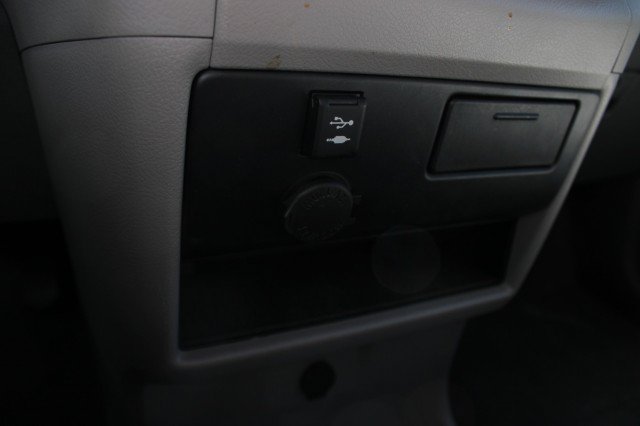 Used 2018 Toyota Sienna LE FWD image 31