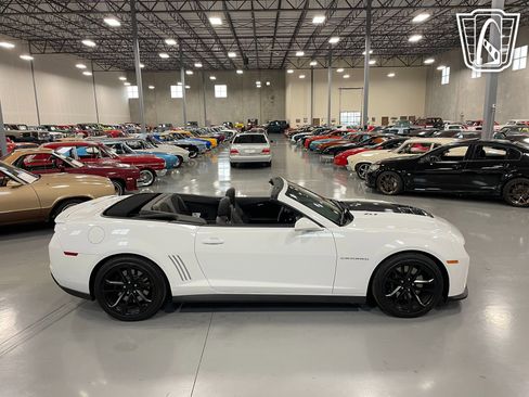 Used 2013 Chevrolet Camaro ZL1 image 15