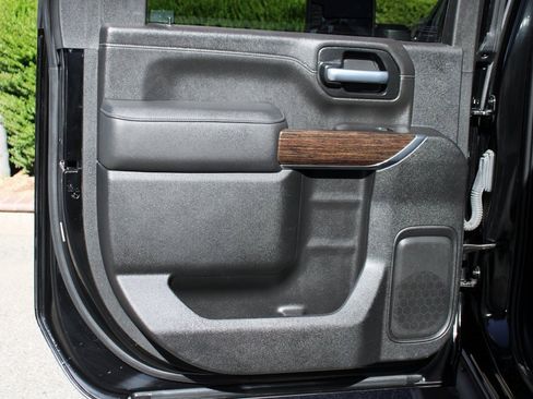 Used 2021 GMC Sierra 3500 SLE w/ SLE Value Package image 28