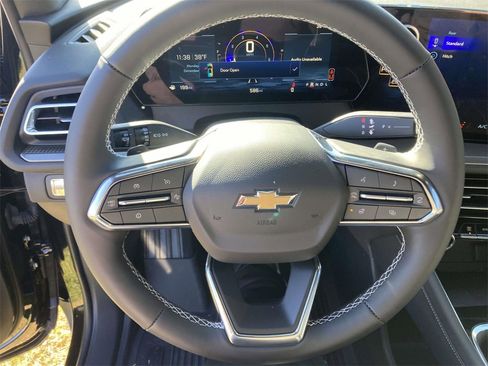 New 2025 Chevrolet Traverse LT w/ LPO, Floor Liner Package image 26