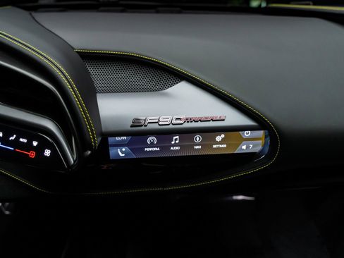 Used 2022 Ferrari SF90 Stradale image 59