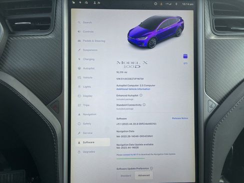 Used 2018 Tesla Model X 100D image 30