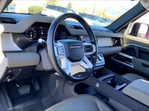 Used 2021 Land Rover Defender 110 SE image 15