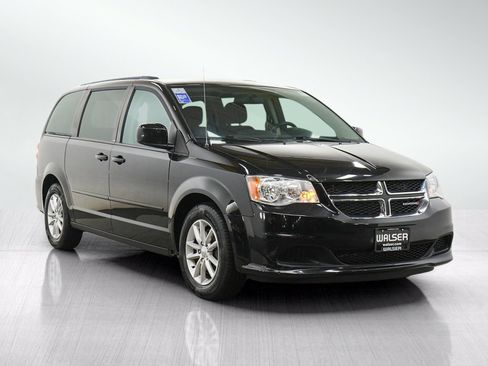 Used 2014 Dodge Grand Caravan SXT w/ Rear Park Assist Package FWD image 7