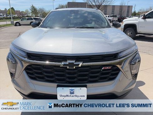 New 2026 Chevrolet Trax RS w/ Sunroof Package image 3