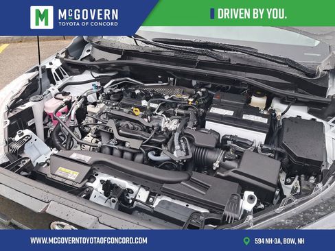 Used 2026 Toyota Corolla Cross LE w/ Moonroof Package image 11