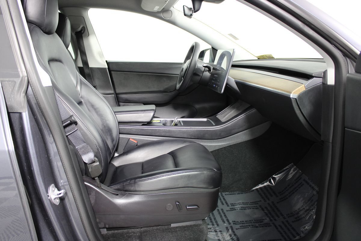 Used 2022 Tesla Model Y Performance AWD/4WD image 18