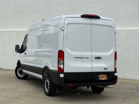 New 2026 Ford Transit 250 148 Medium Roof image 4
