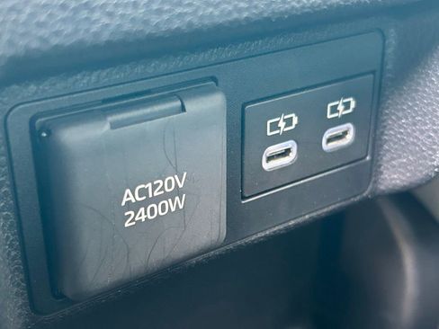 Used 2024 Toyota Tacoma Trailhunter image 23