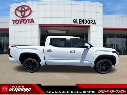 New 2026 Toyota Tundra SR5 AWD/4WD image 12